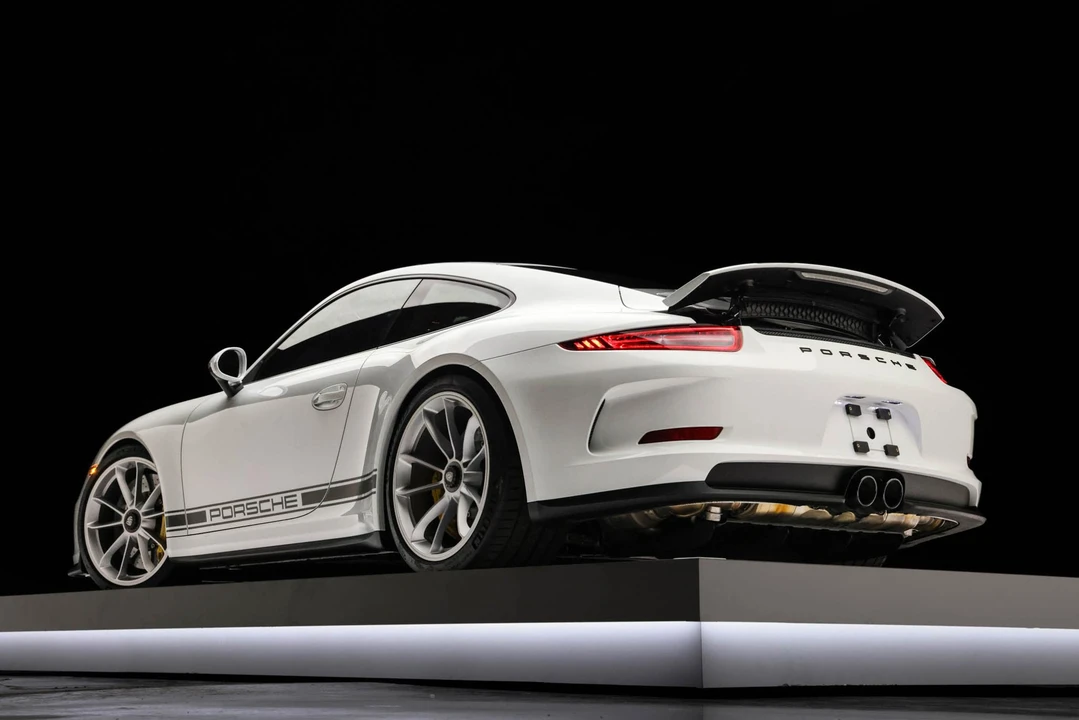 2016 Porsche 991 R - Image 29 of 31