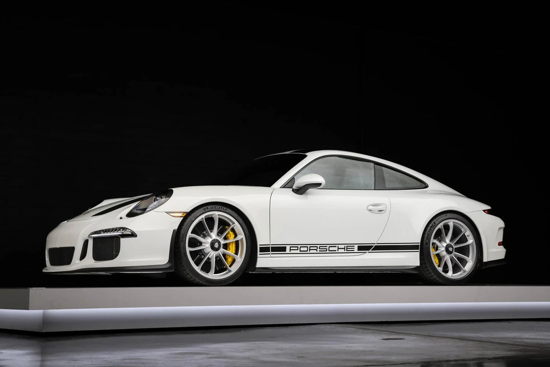 2016 Porsche 991 R - Image 24 of 31