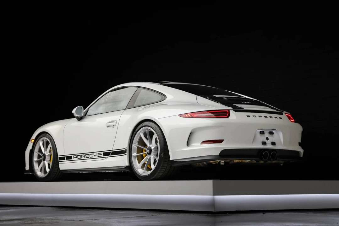 2016 Porsche 991 R - Image 28 of 31
