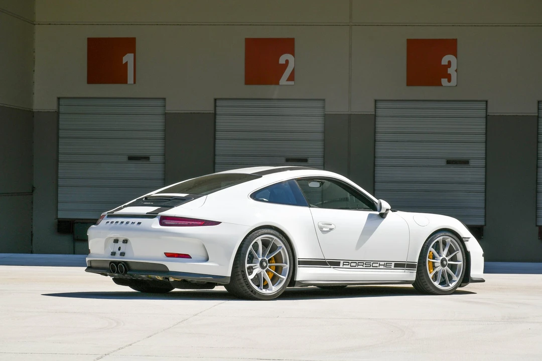 2016 Porsche 991 R - Image 9 of 31