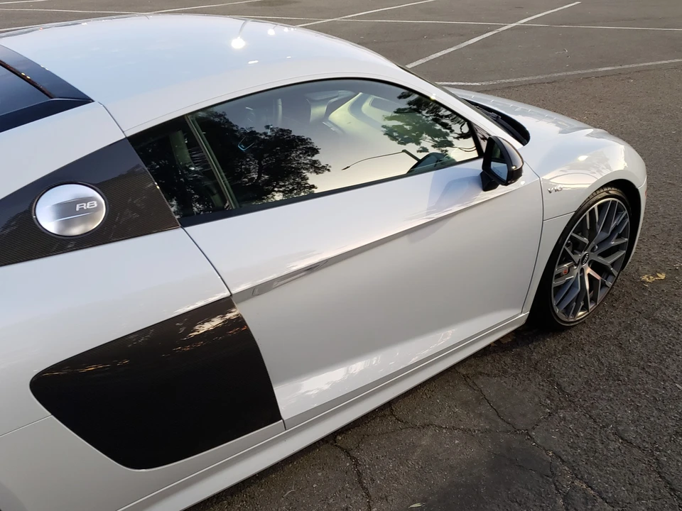 2017 Audi 4S R8 - Image 21 of 31