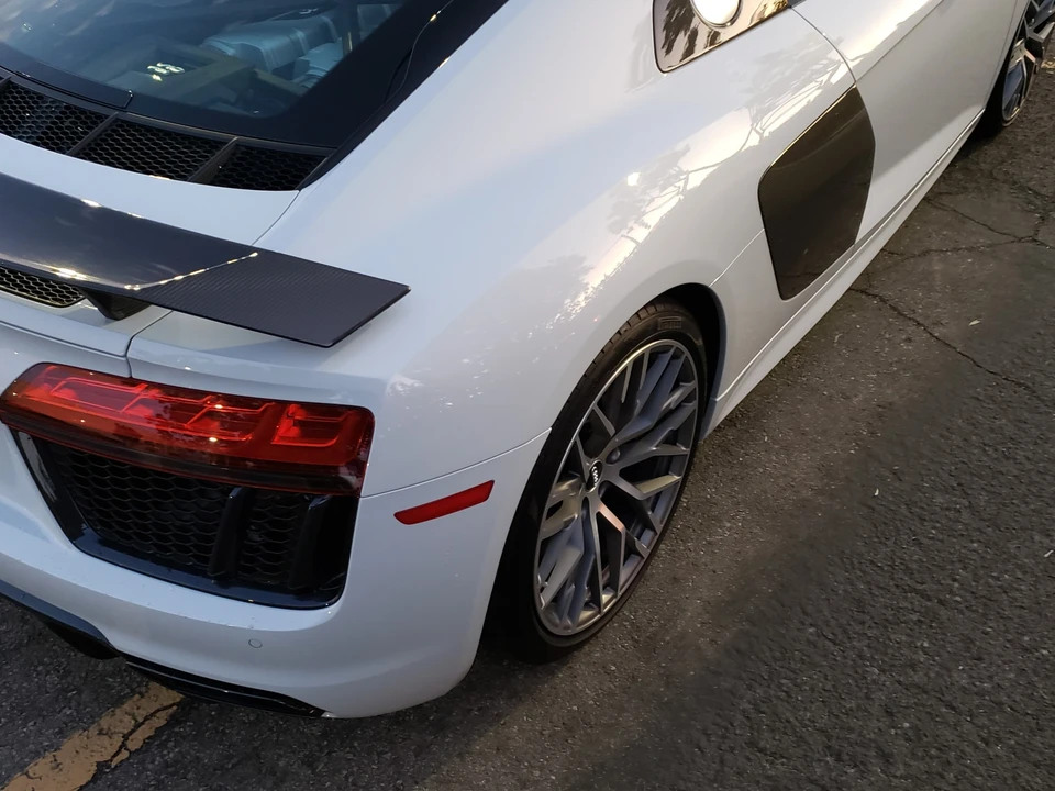 2017 Audi 4S R8 - Image 22 of 31