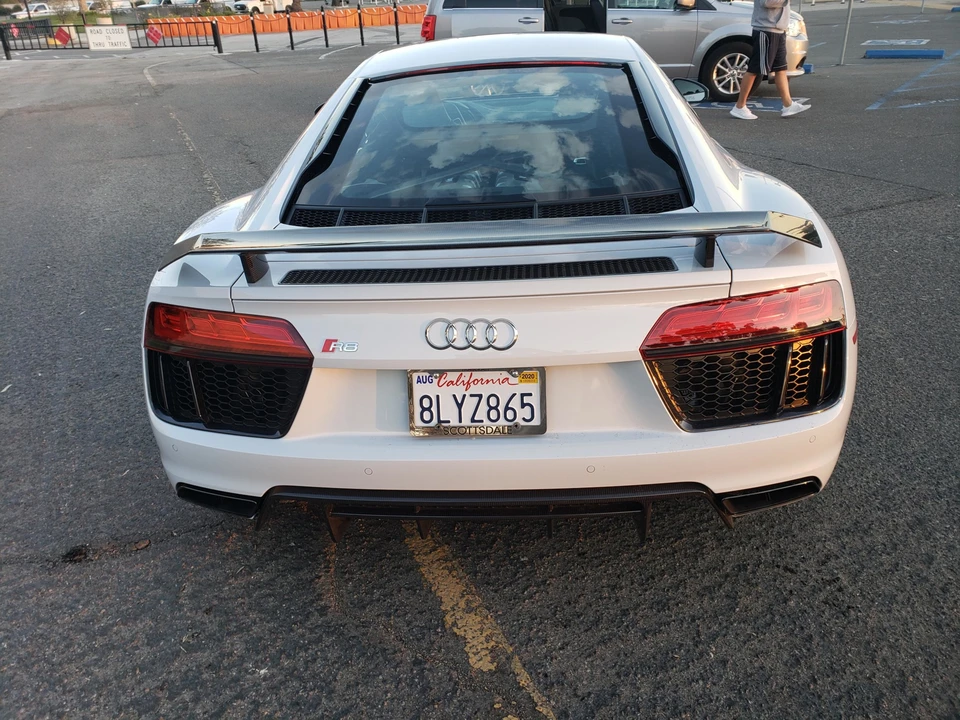 2017 Audi 4S R8 - Image 23 of 31