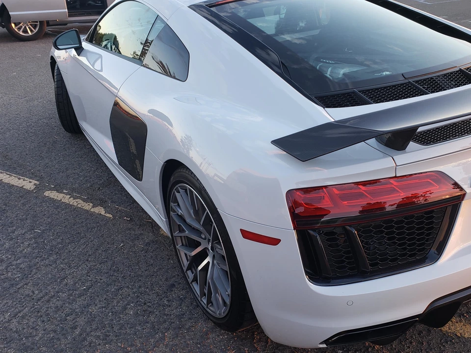 2017 Audi 4S R8 - Image 26 of 31