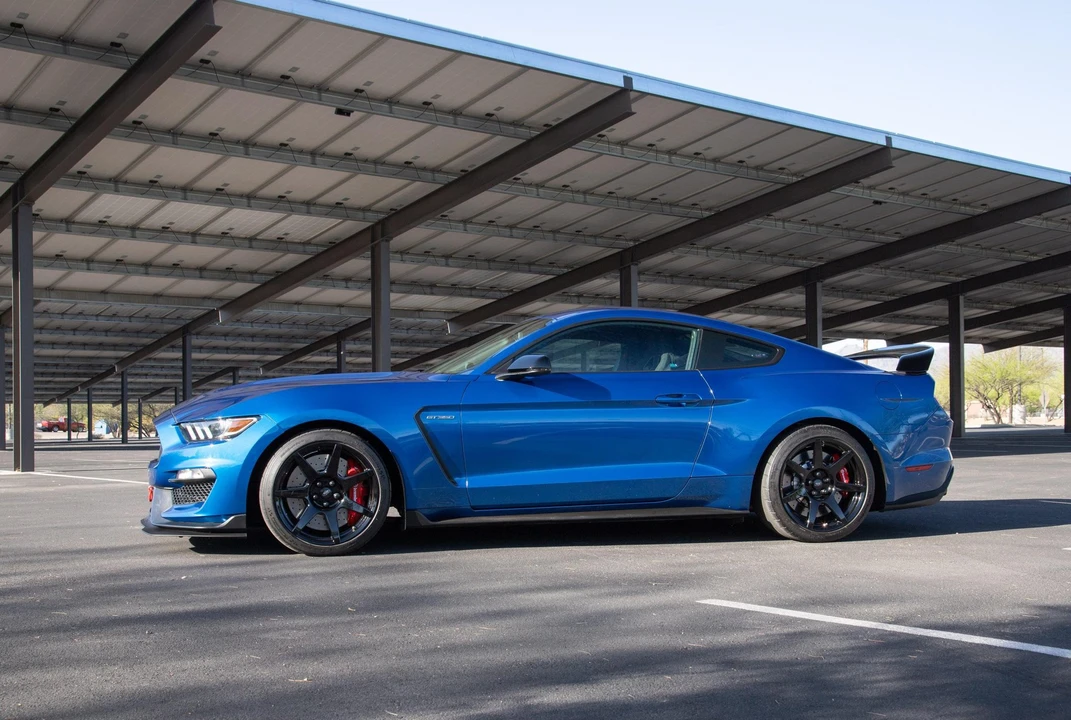 2017 Ford S550 Shelby Mustang GT350R - Image 4 of 31