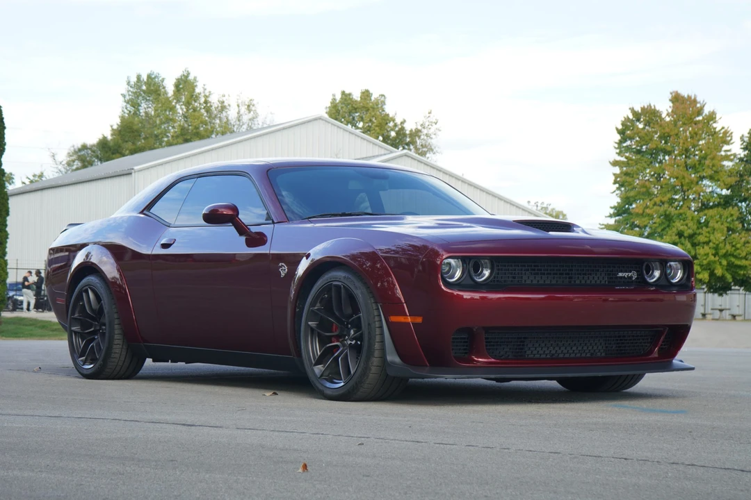 2018 Dodge Challenger SRT Hellcat 3rd Gen - Image 16 of 31