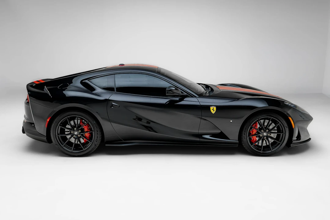 2019 Ferrari 812 Superfast - Image 23 of 31