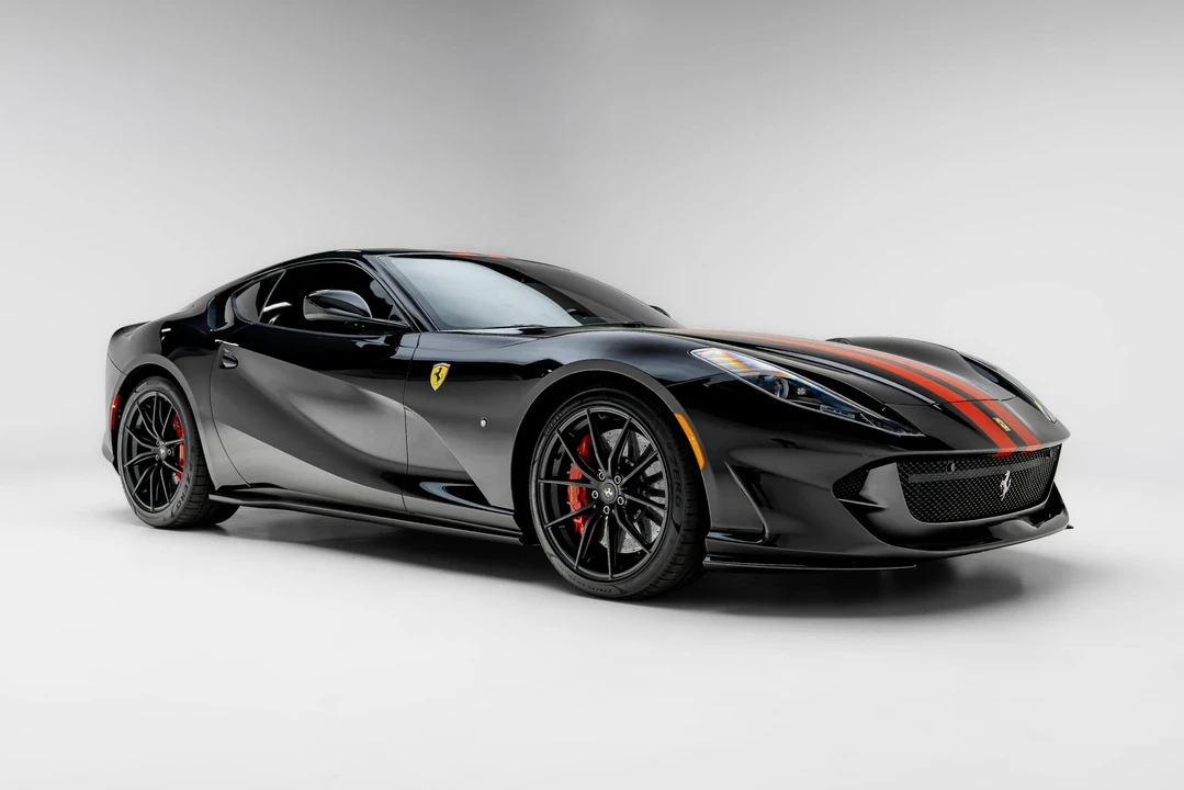 2019 Ferrari 812 Superfast - Image 25 of 31