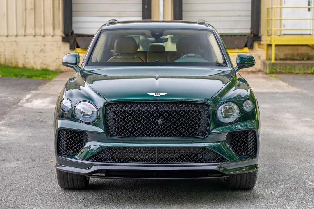 2021 Bentley Bentayga - Image 2 of 31
