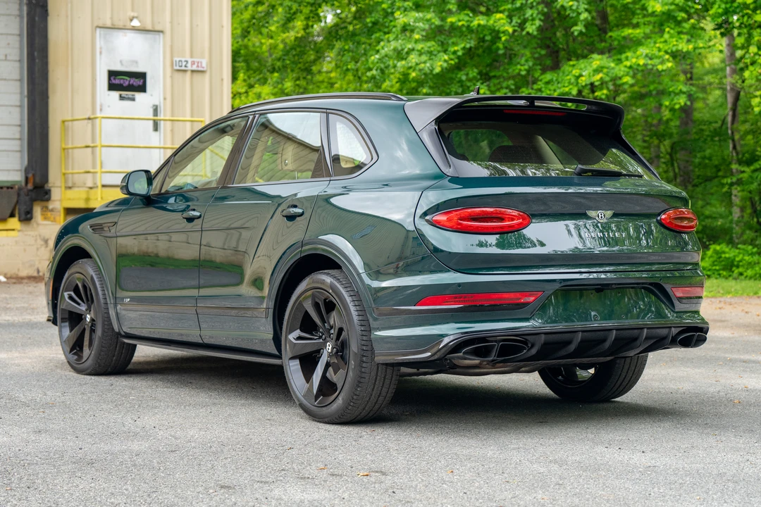 2021 Bentley Bentayga - Image 7 of 31