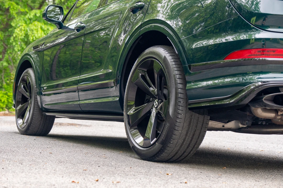 2021 Bentley Bentayga - Image 30 of 31