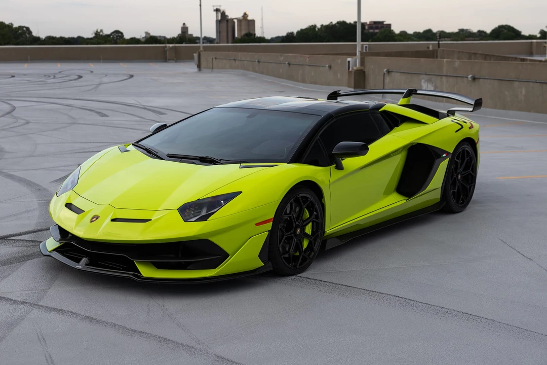 2021 Lamborghini Aventador SVJ LP770-4 Roadster - Image 28 of 31