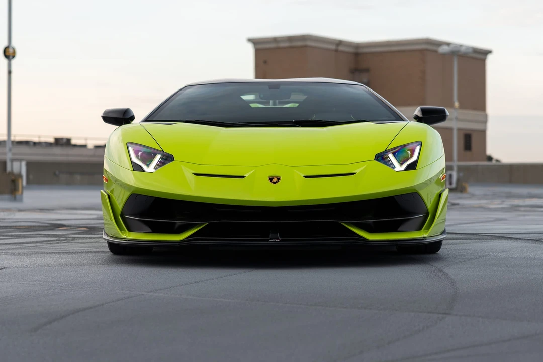 2021 Lamborghini Aventador SVJ LP770-4 Roadster - Image 4 of 31
