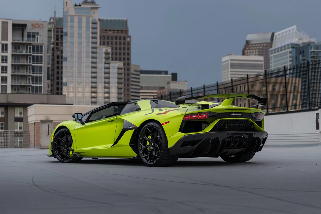 2021 Lamborghini Aventador SVJ LP770-4 Roadster - Image 20 of 31