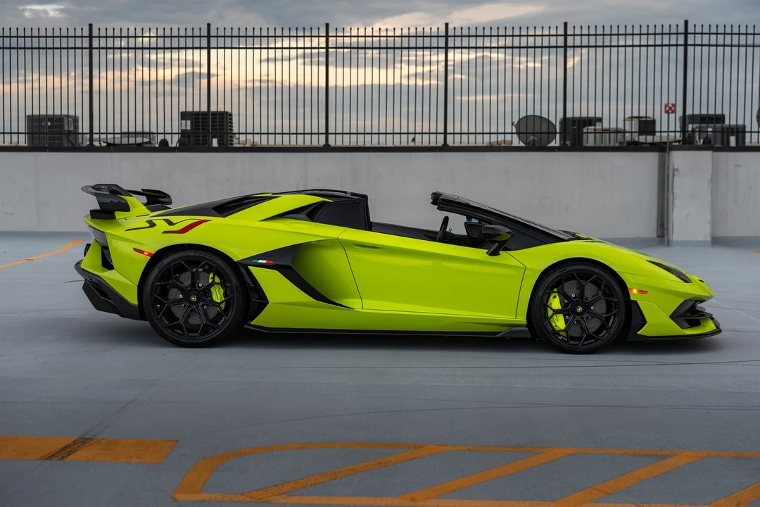 2021 Lamborghini Aventador SVJ LP770-4 Roadster - Image 14 of 31
