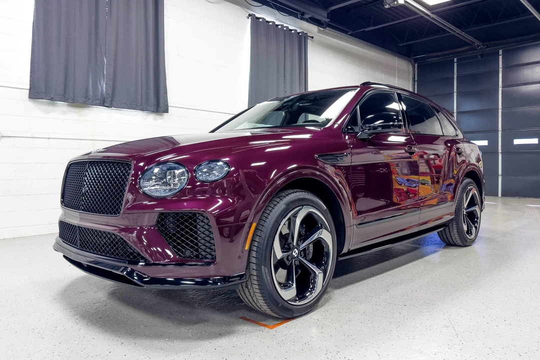 2022 Bentley Bentayga - Image 2 of 31
