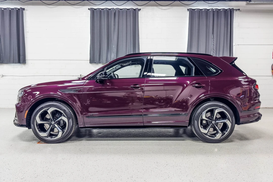 2022 Bentley Bentayga - Image 16 of 31