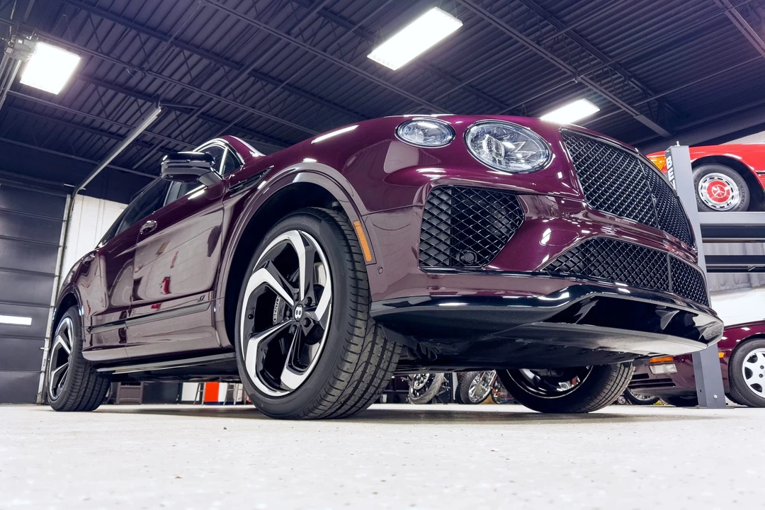 2022 Bentley Bentayga - Image 8 of 31