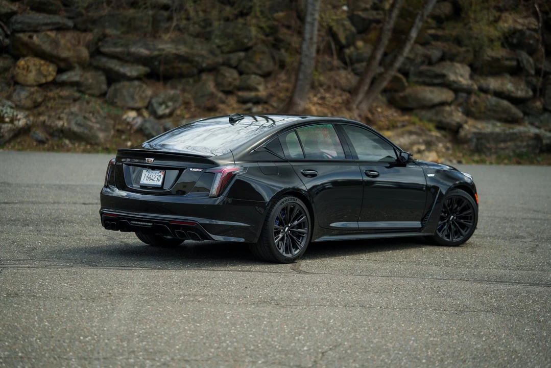 2022 Cadillac CT5-V Blackwing - Image 11 of 31