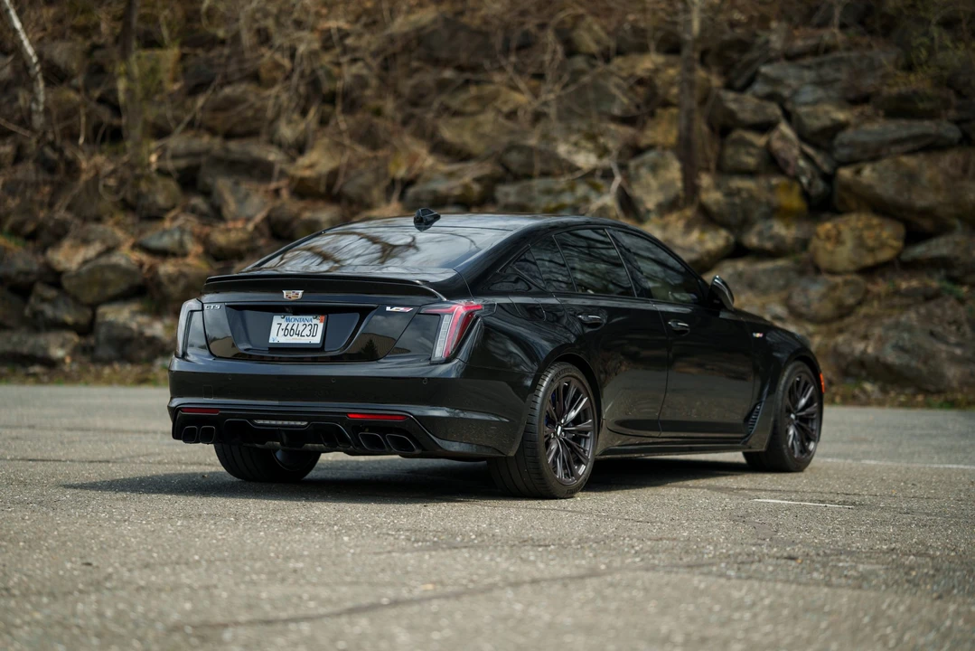 2022 Cadillac CT5-V Blackwing - Image 10 of 31