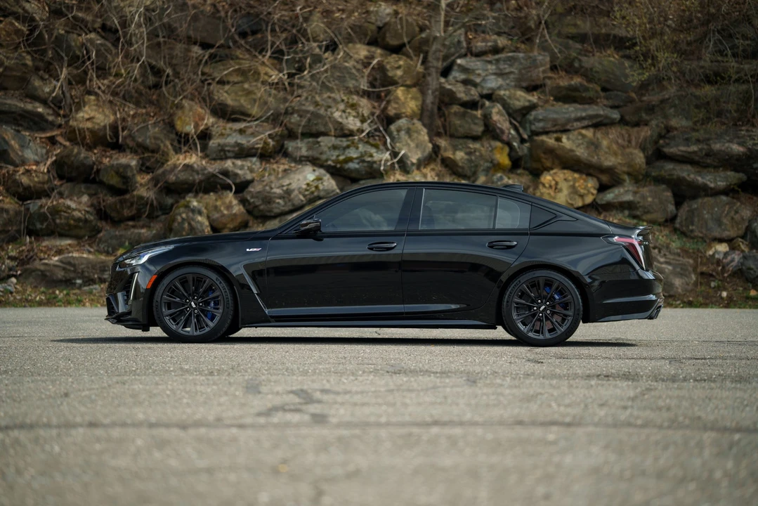 2022 Cadillac CT5-V Blackwing - Image 6 of 31