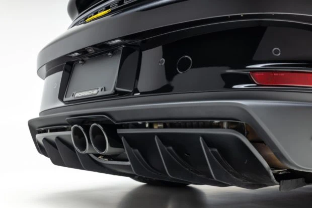 2022 Porsche 992 GT3 - Image 7 of 8