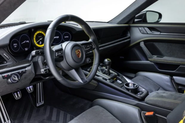 2022 Porsche 992 GT3 - Image 5 of 8