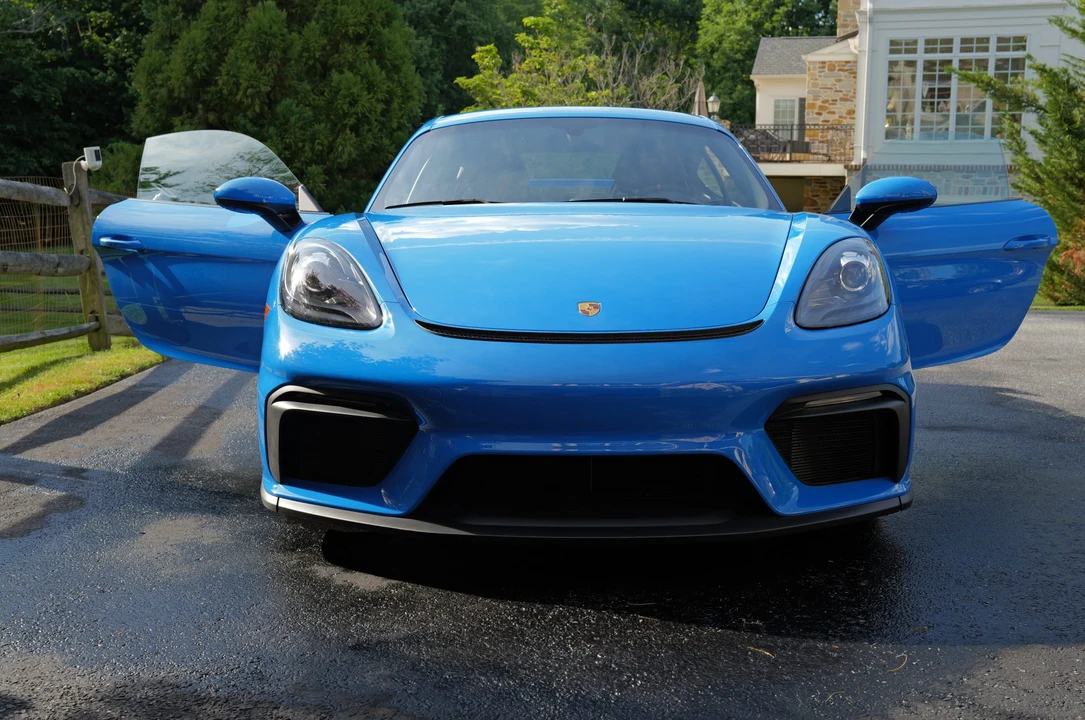 2023 Porsche 718 Cayman GT4 - Image 6 of 31