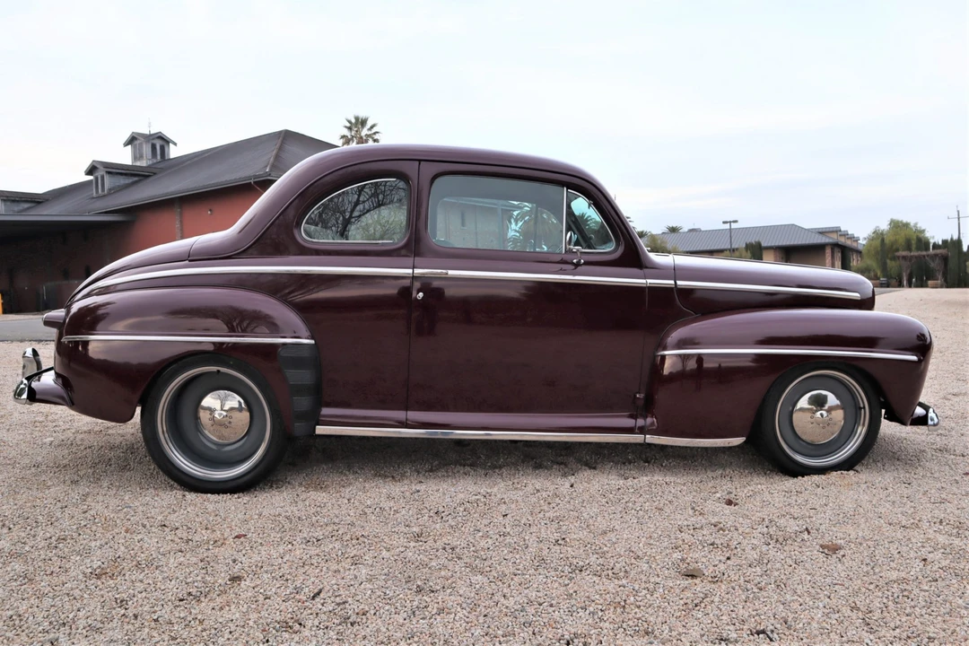 1948 Ford Standard & Deluxe & Super Deluxe - Image 6 of 31