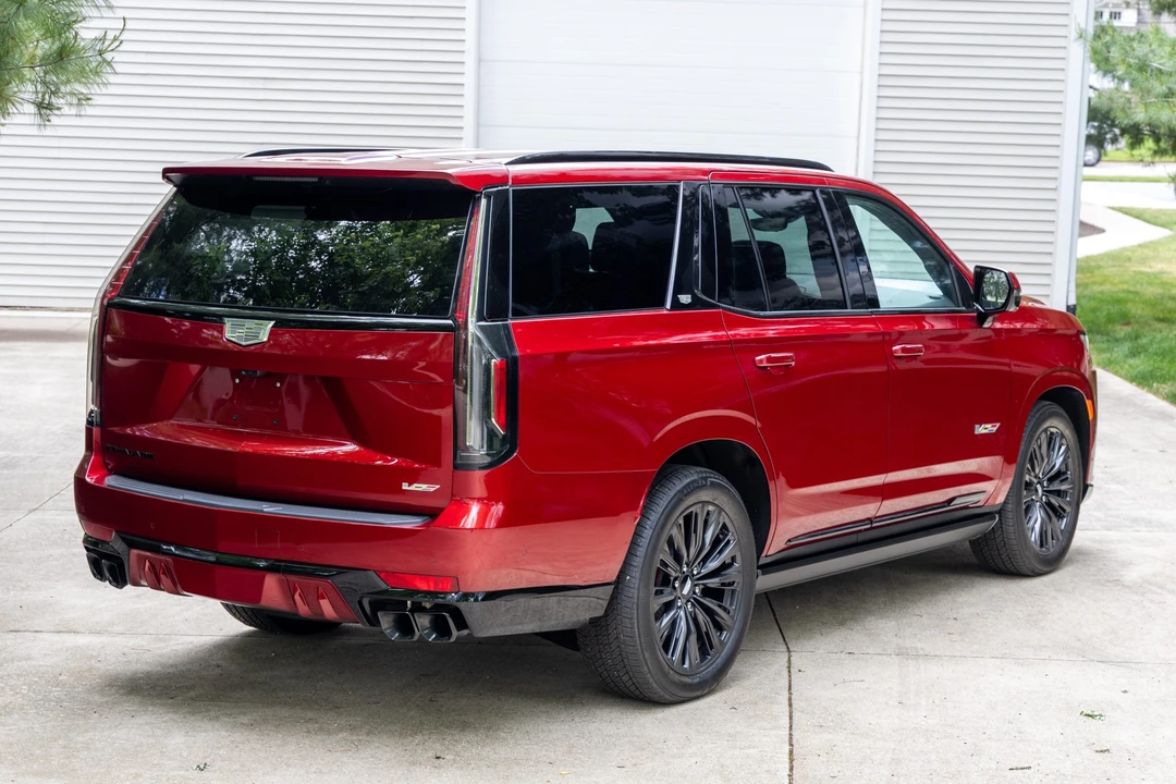 2023 Cadillac Escalade-V 5th Gen - Image 6 of 31