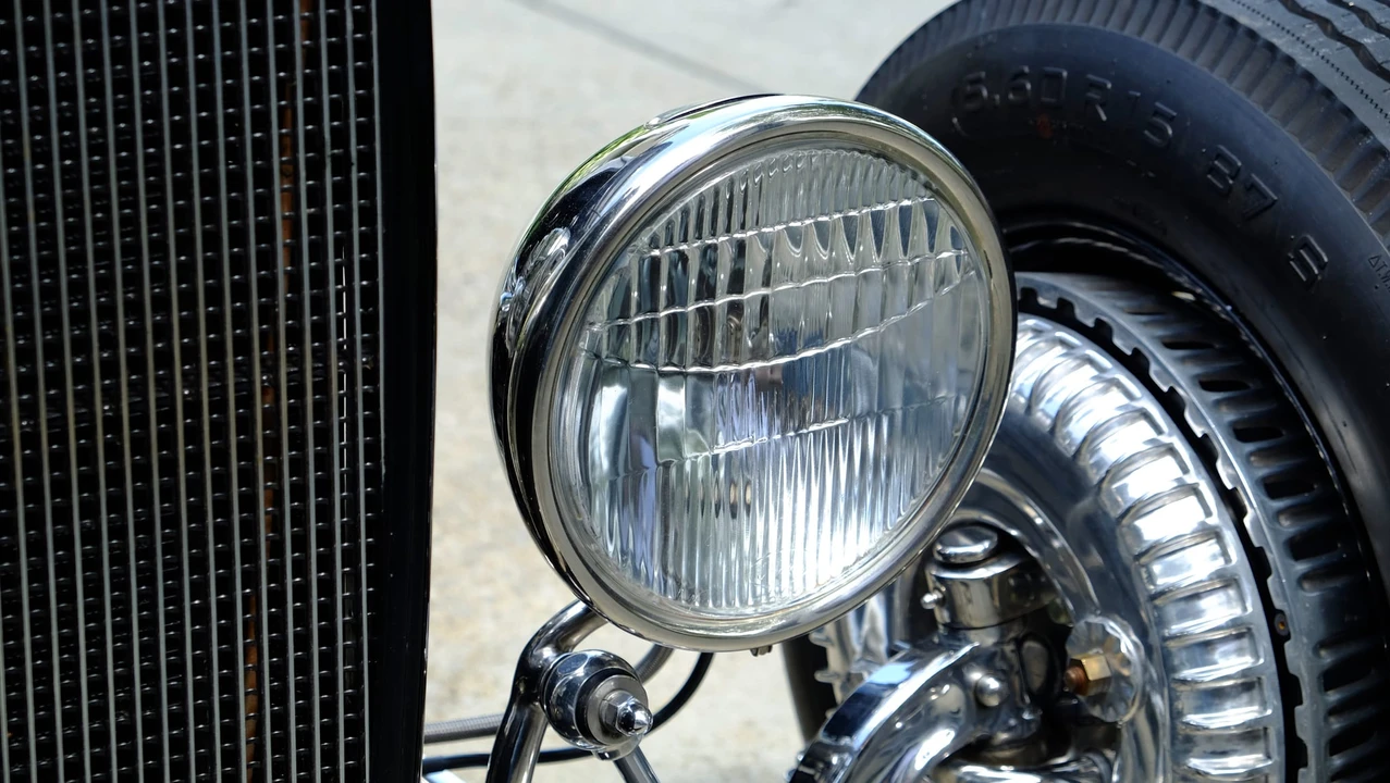 Chevrolet Independence & Confederate - Image 15 of 31