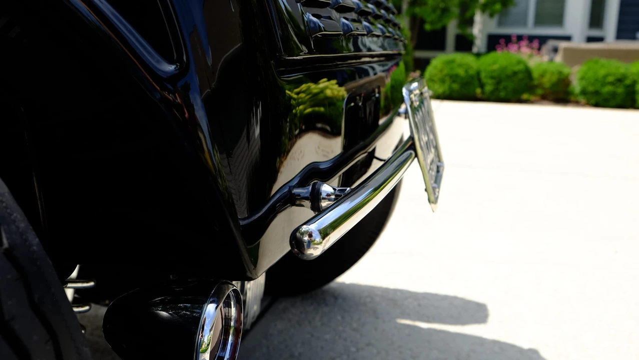 Chevrolet Independence & Confederate - Image 24 of 31
