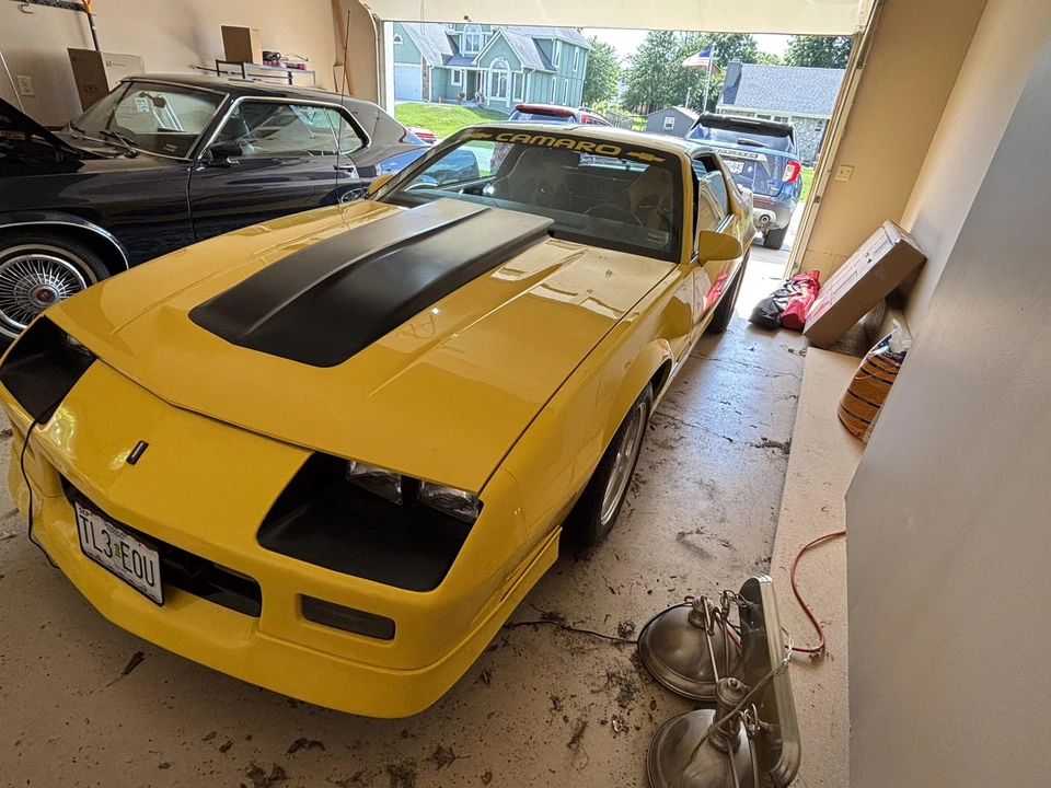 1986 Chevrolet Camaro 3rd Gen - Image 3 of 31