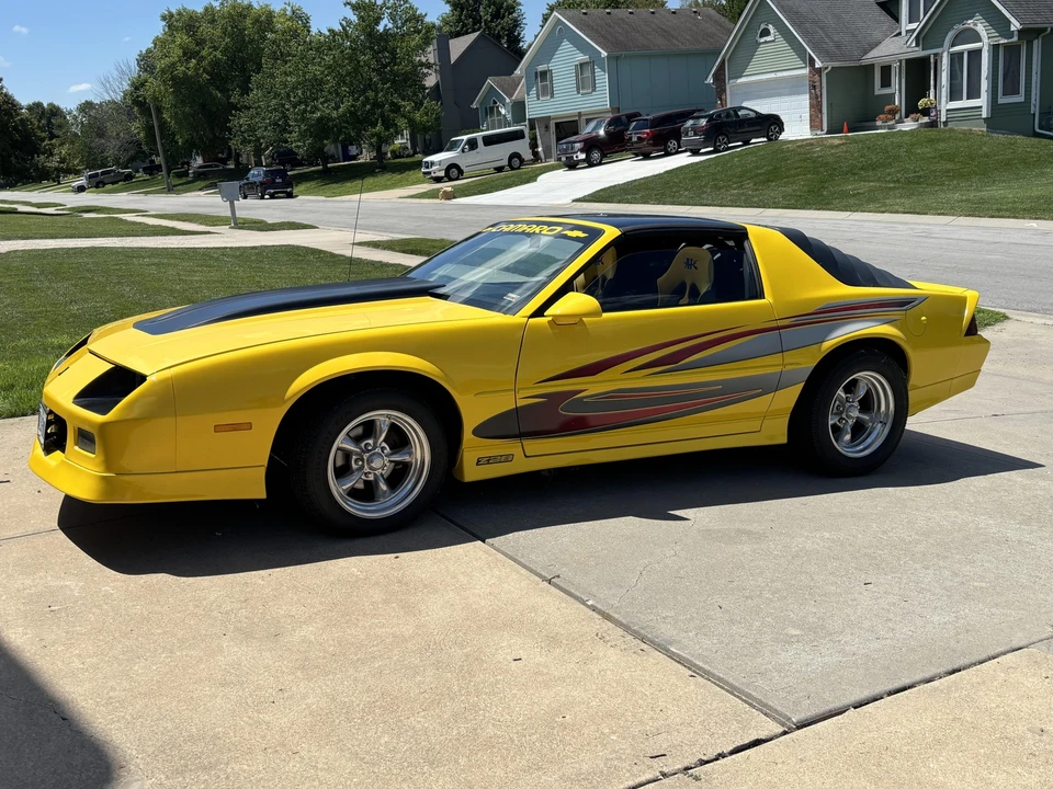 1986 Chevrolet Camaro 3rd Gen - Image 6 of 31