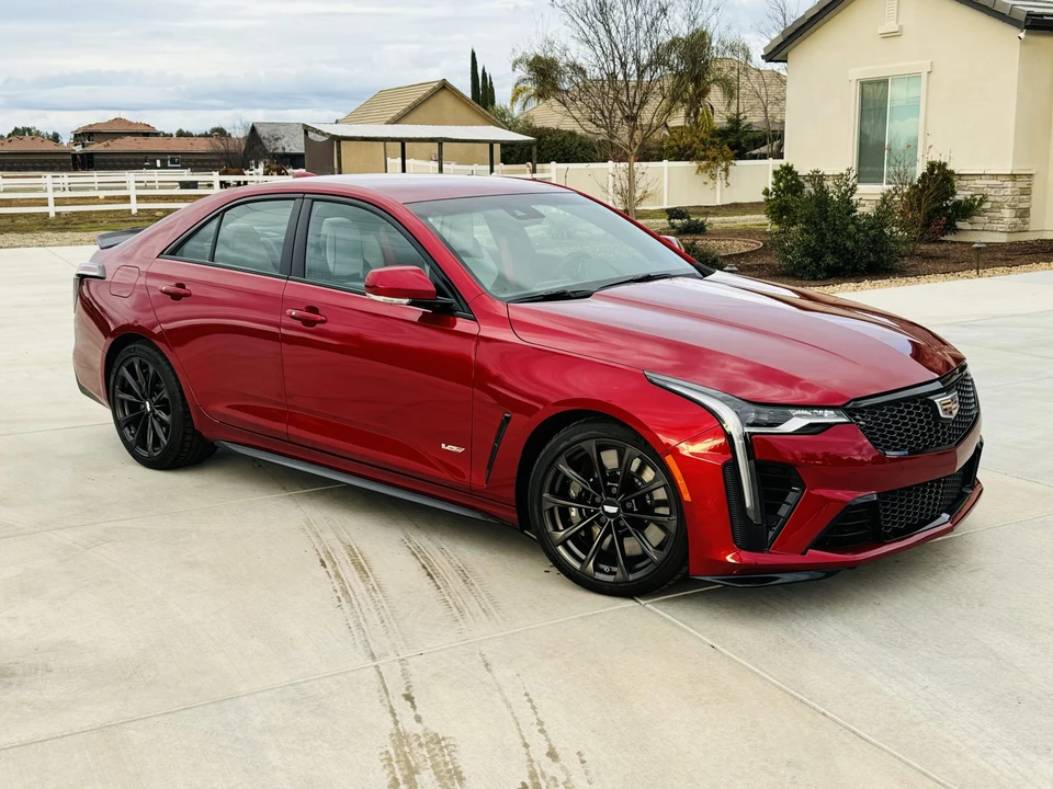2022 Cadillac CT4-V Blackwing - Image 2 of 31