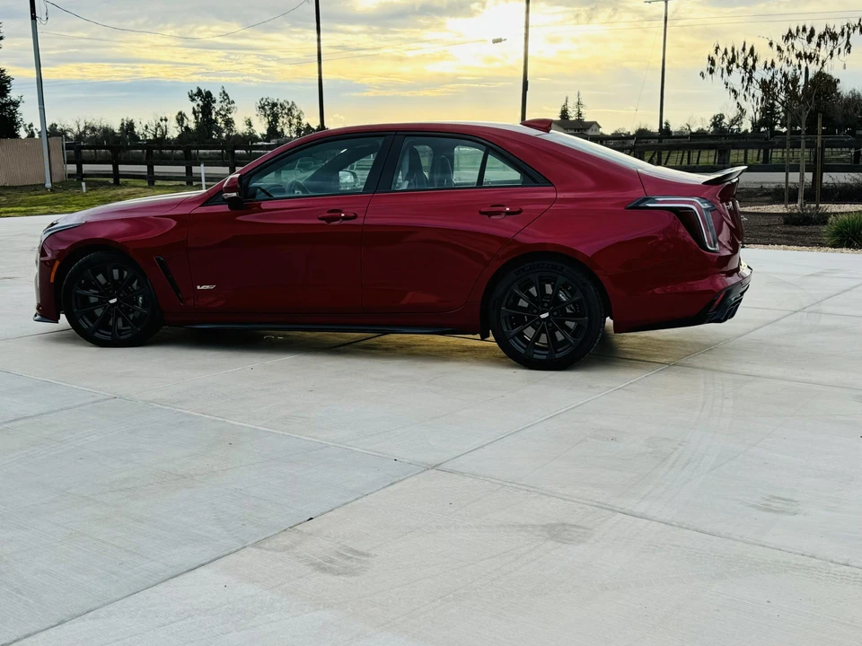 2022 Cadillac CT4-V Blackwing - Image 10 of 31
