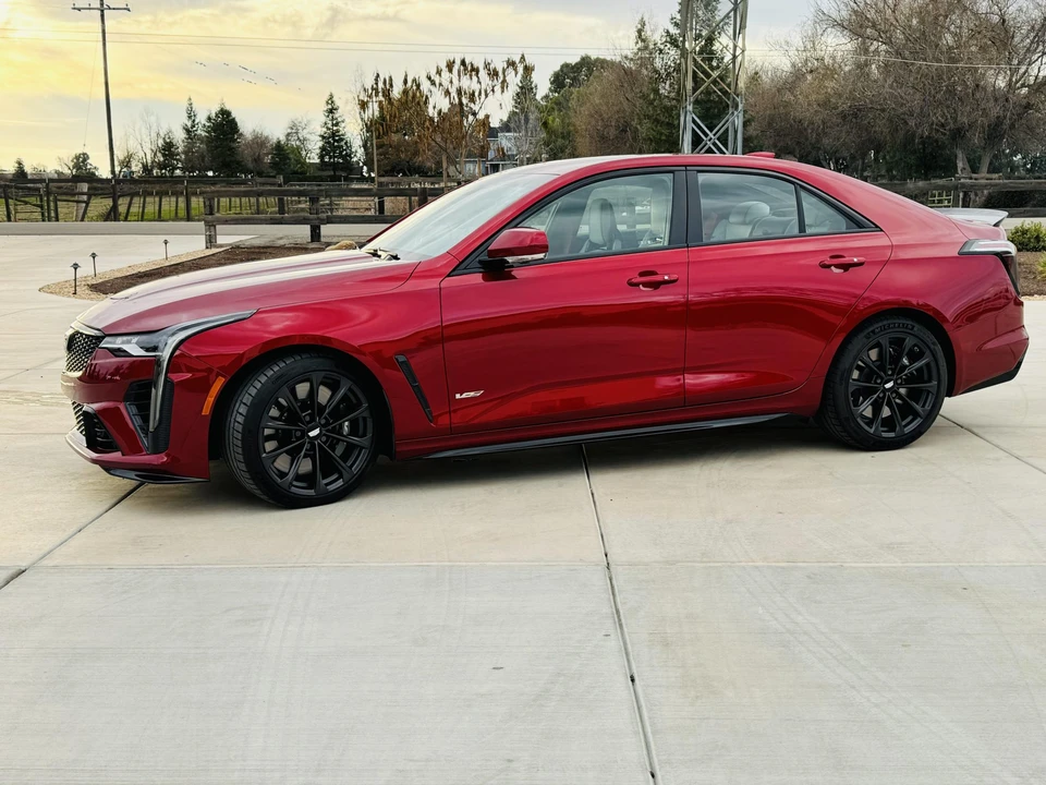 2022 Cadillac CT4-V Blackwing - Image 8 of 31