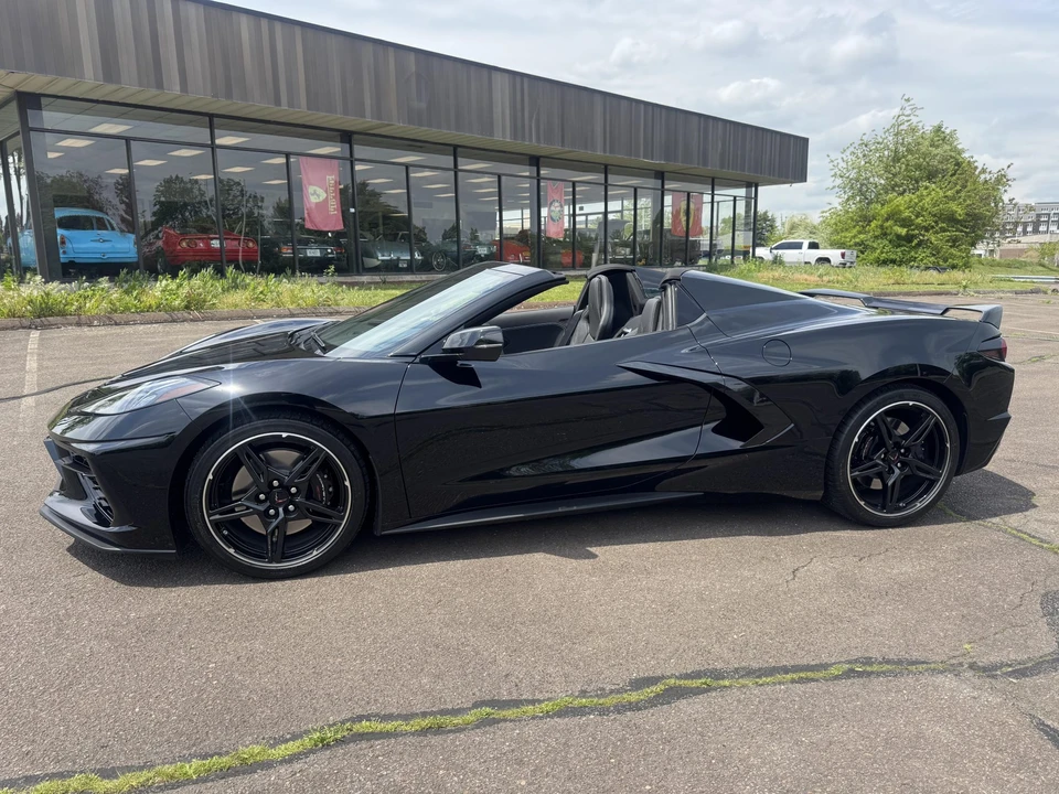 2022 Chevrolet Corvette C8 - Image 12 of 31