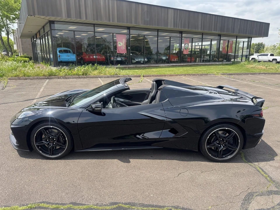 2022 Chevrolet Corvette C8 - Image 13 of 31