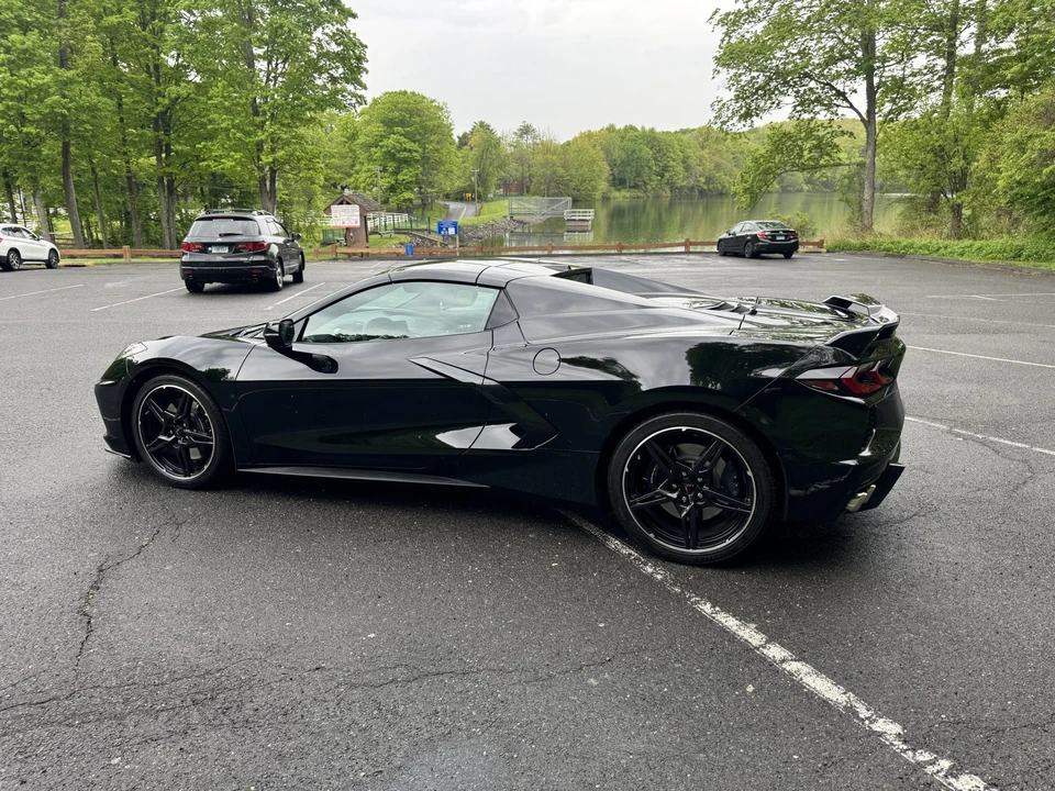2022 Chevrolet Corvette C8 - Image 17 of 31