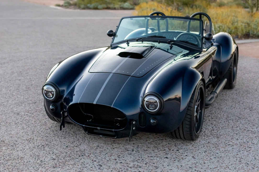 Shelby Cobra Replica - Image 6 of 31
