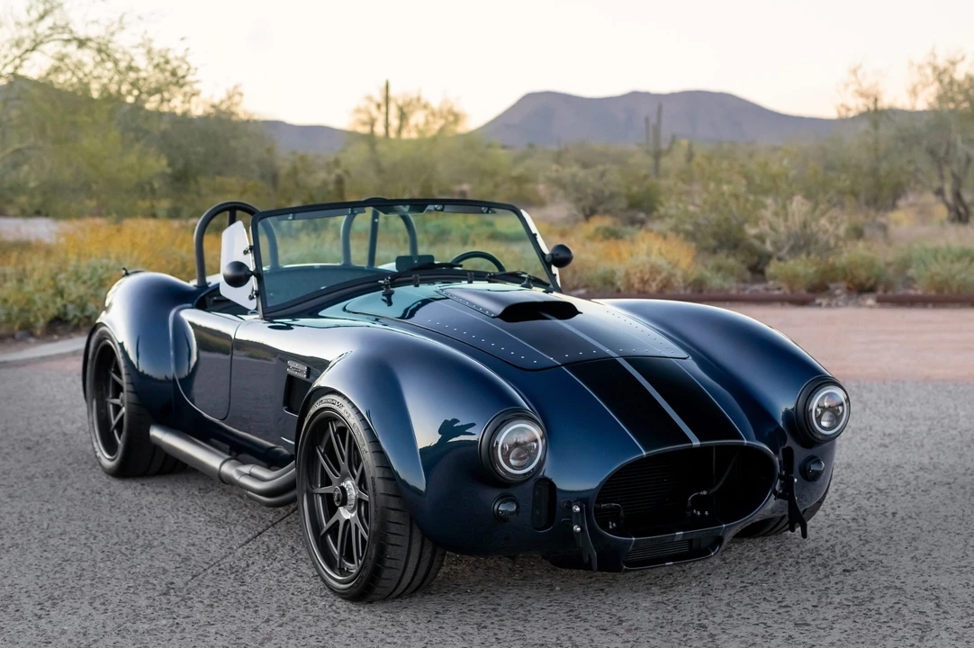 Shelby Cobra Replica - Image 10 of 31
