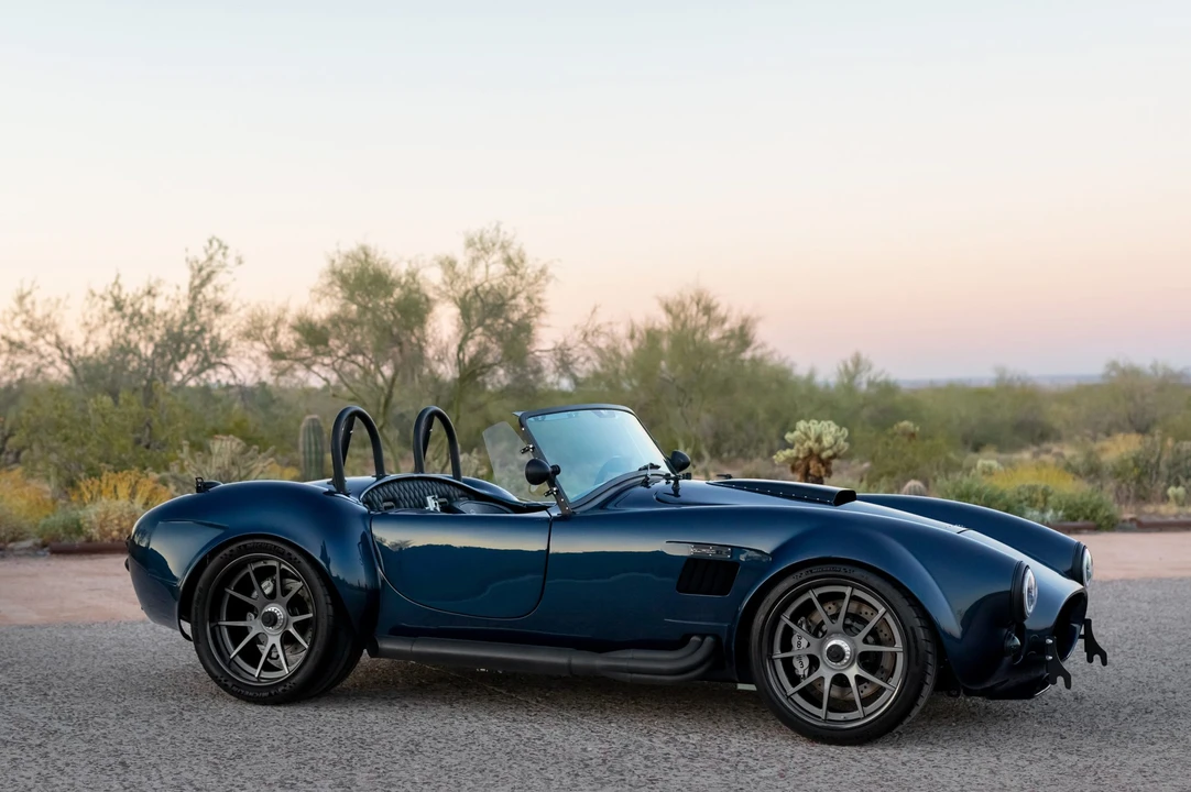 Shelby Cobra Replica - Image 12 of 31