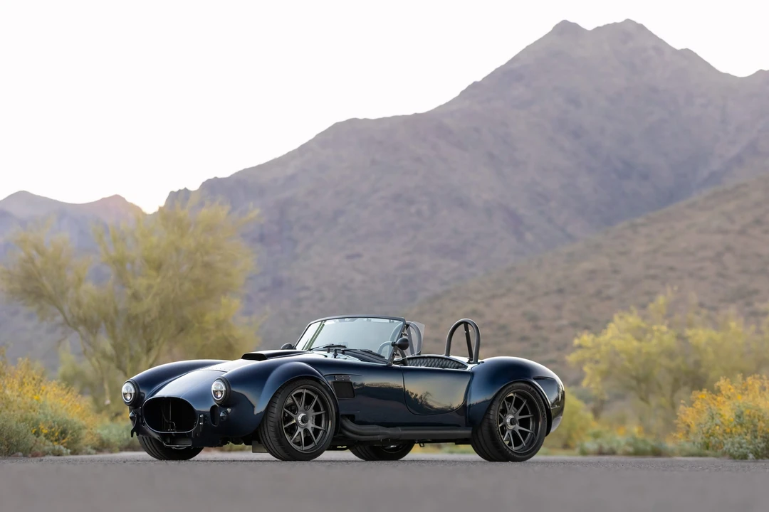 Shelby Cobra Replica - Image 23 of 31