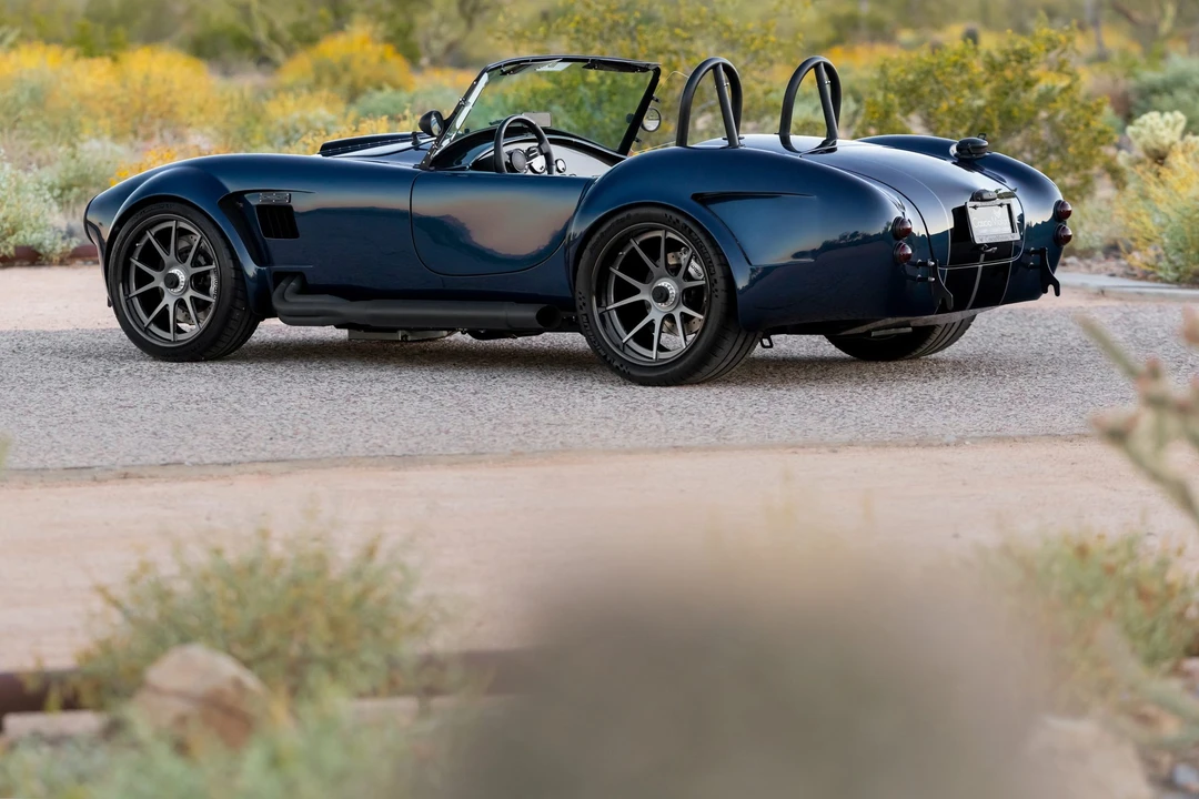 Shelby Cobra Replica - Image 18 of 31