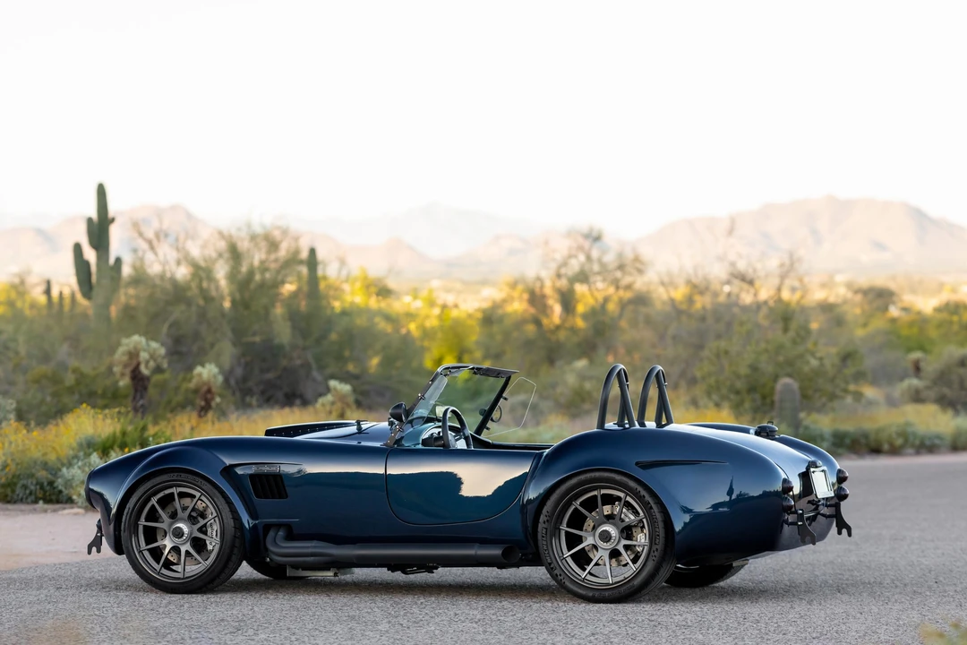 Shelby Cobra Replica - Image 19 of 31
