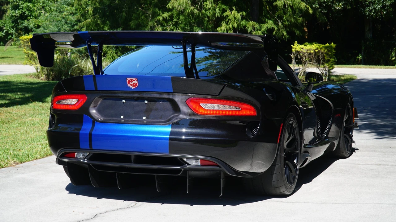 2017 Dodge Viper ACR 5th Gen - Image 15 of 31