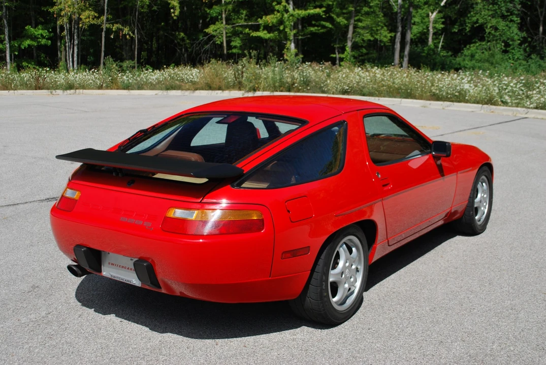 1987 Porsche 928 S4 - Image 8 of 31