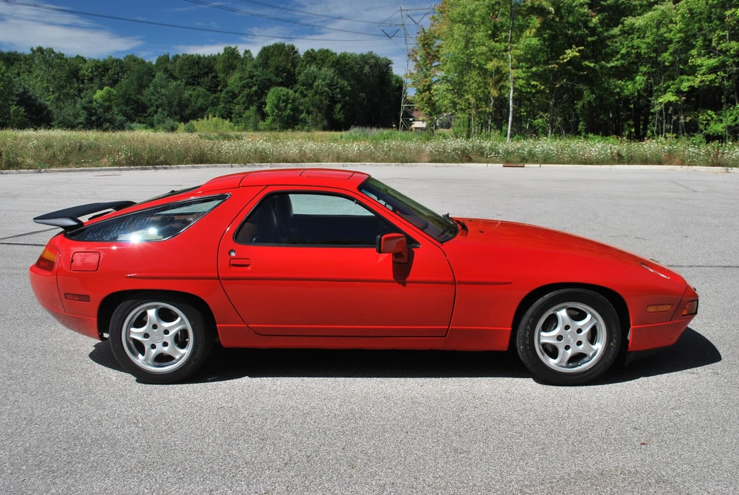 1987 Porsche 928 S4 - Image 10 of 31