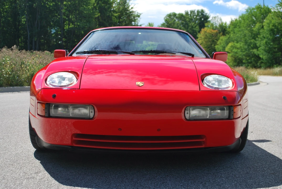 1987 Porsche 928 S4 - Image 13 of 31